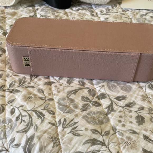 Beis Pink Jewelry Case - Picture 8 of 8